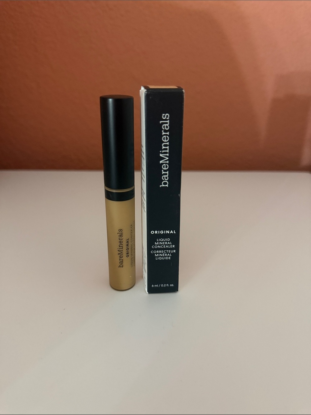 bareMinerals Original Liquid Mineral Concealer - light/medium 2.5w